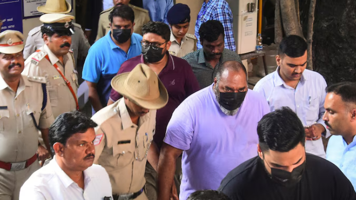 https://salarnews.in/public/uploads/images/newsimages/maannewsimage12062025_231511_sosale arrested.png